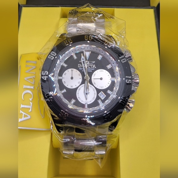 Invicta Speedway Mens Watch (22396) 48mm Case, Stainless Steel, Bracelet Include - Picture 4 of 9